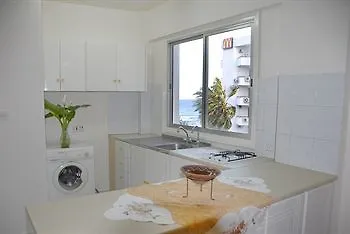Отель Palm Sea Ларнака
